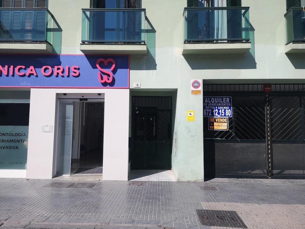C29 - Trendy Central Apartment With Small Parking And Terrace Málaga Exteriör bild